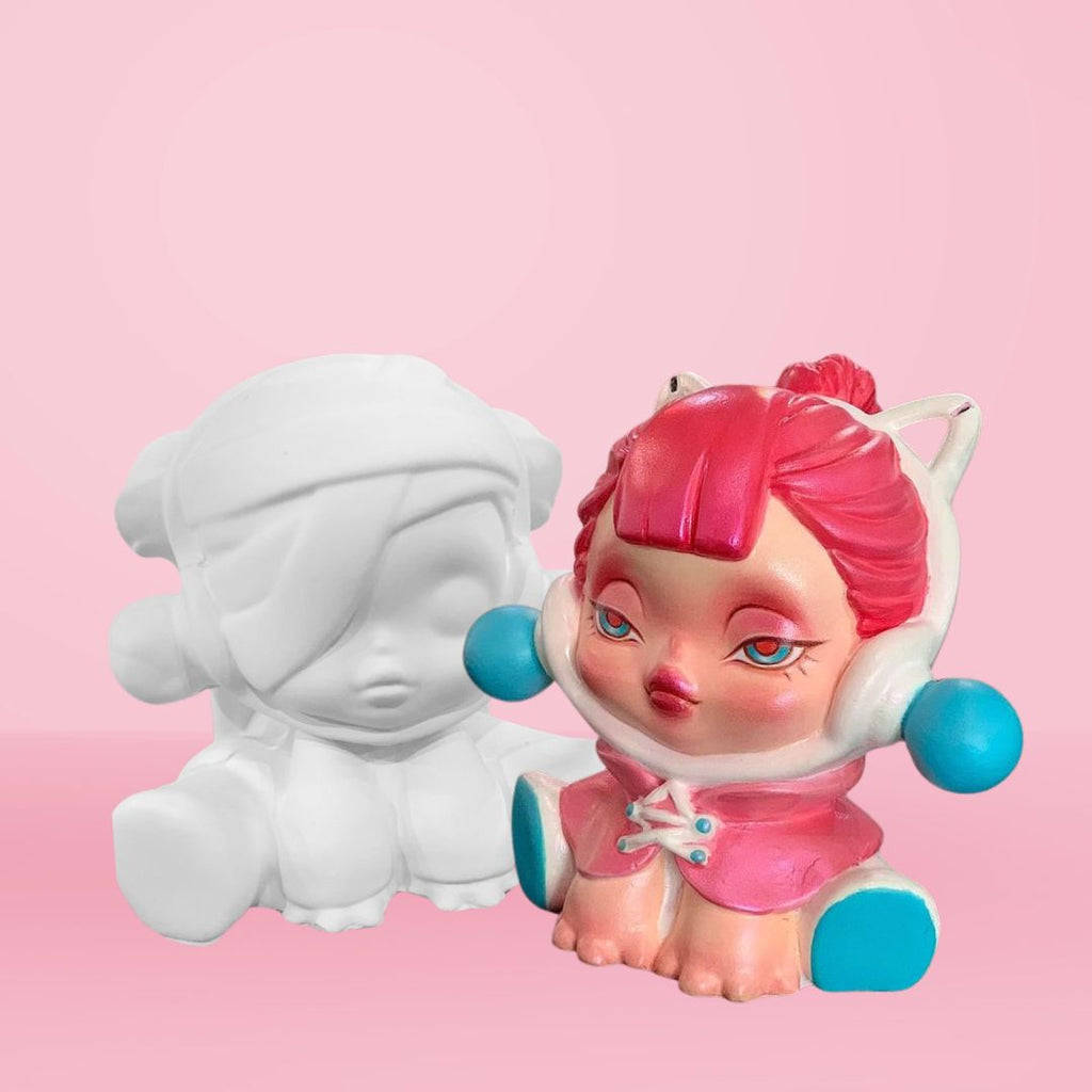 Coloring Doll + Colors