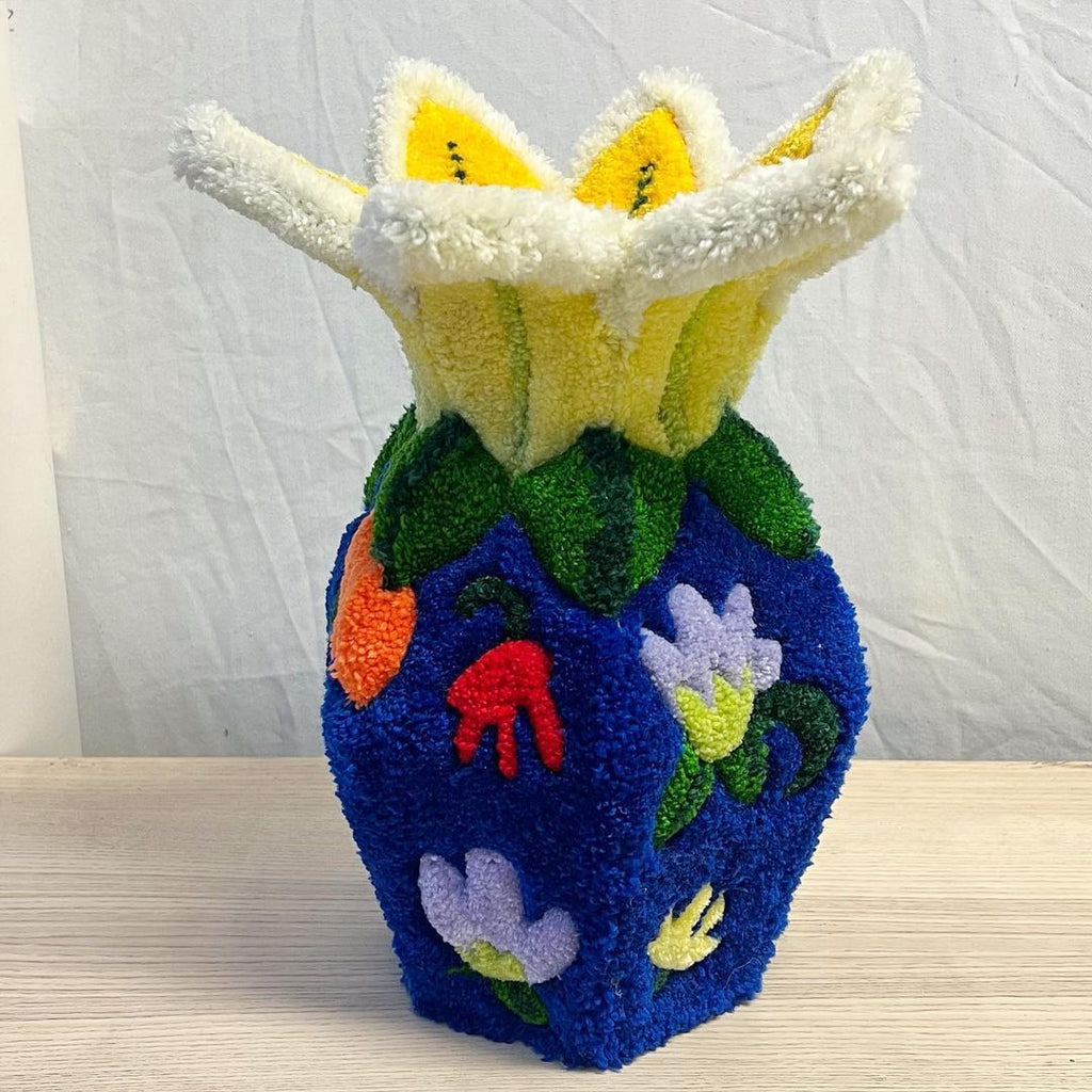Tufted Vase Workshop
